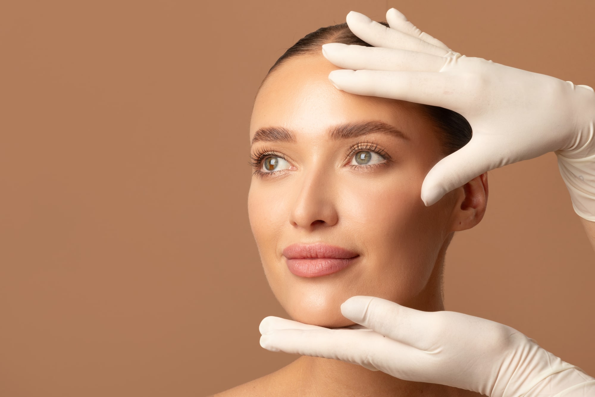 https://drsavalia.com/uploads/shutterstock_2466127939-min.jpg